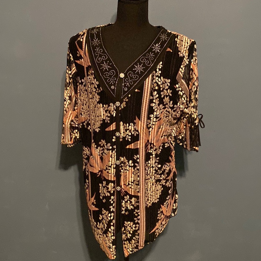 Item #29 Women Blouse 1x